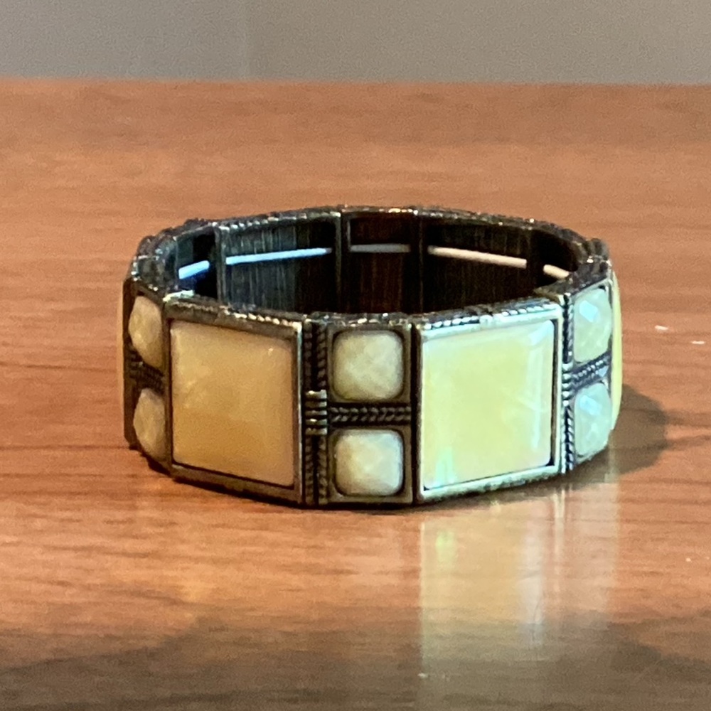 Lia Sophia Stretch Bracelet